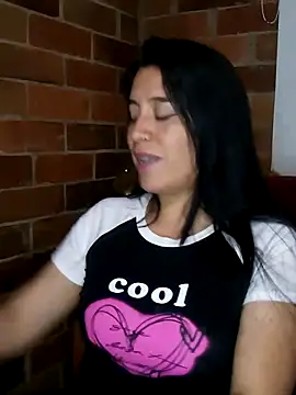 Gabriela squirt02 online show from 22, 2, 2025