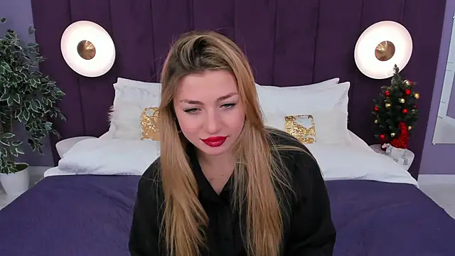 HelenaMorgan online show from 4, 1, 2025