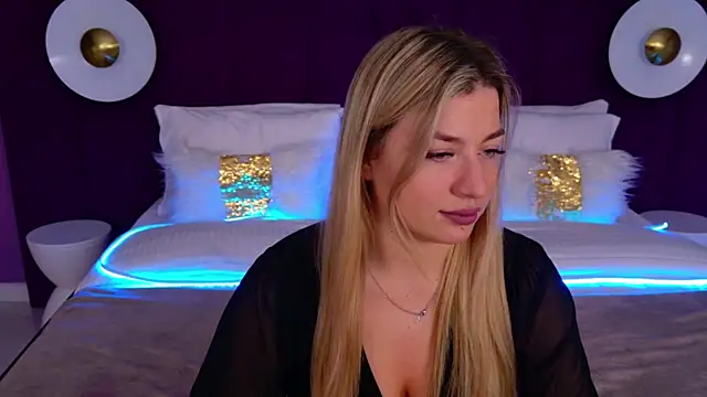 HelenaMorgan online show from 20, 3, 2025