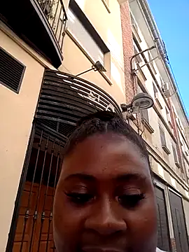 KennyBigWoman online show from 27, 10, 2025