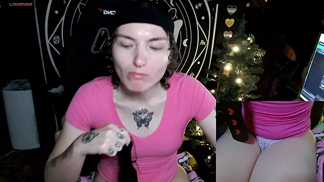 Snapshot of BrandiWRLD_999 chatting on 20, 12, 2024 BrandiWRLD 999 online show from 20, 12, 2024