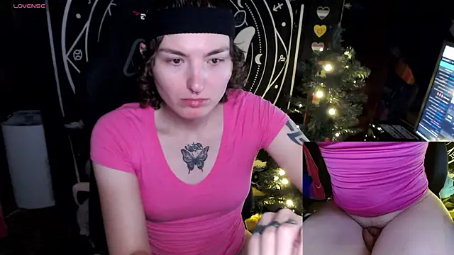 Snapshot of BrandiWRLD_999 chatting on 24, 12, 2024 BrandiWRLD 999 online show from 24, 12, 2024