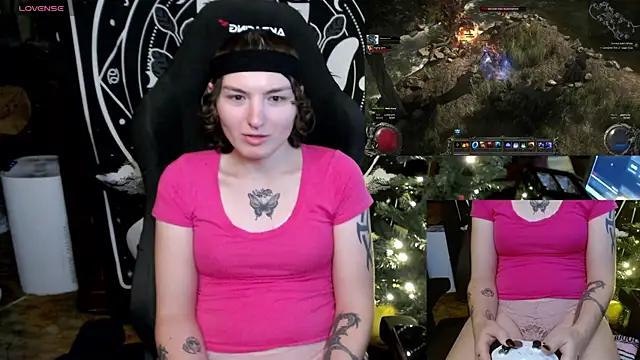 Snapshot of BrandiWRLD_999 chatting on 5, 1, 2025 BrandiWRLD 999 online show from 5, 1, 2025