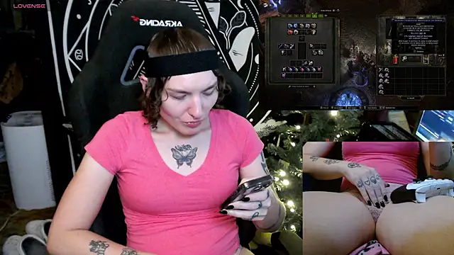 Snapshot of BrandiWRLD_999 chatting on 8, 1, 2025 BrandiWRLD 999 online show from 8, 1, 2025