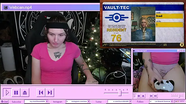 Snapshot of BrandiWRLD_999 chatting on 12, 1, 2025 BrandiWRLD 999 online show from 12, 1, 2025