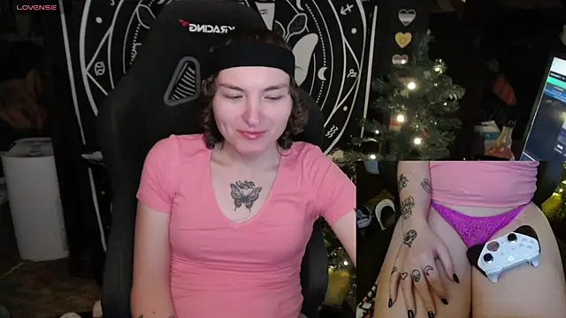 Snapshot of BrandiWRLD_999 chatting on 14, 1, 2025 BrandiWRLD 999 online show from 14, 1, 2025