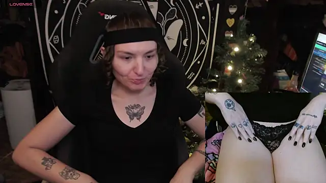 Snapshot of BrandiWRLD_999 chatting on 15, 1, 2025 BrandiWRLD 999 online show from 15, 1, 2025