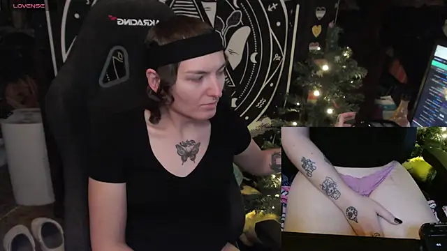 Snapshot of BrandiWRLD_999 chatting on 27, 1, 2025 BrandiWRLD 999 online show from 27, 1, 2025