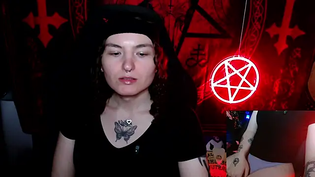 Snapshot of BrandiWRLD_999 chatting on 6, 10, 2025 BrandiWRLD 999 online show from 6, 10, 2025