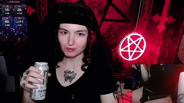 Snapshot of BrandiWRLD_999 chatting on 19, 10, 2025 BrandiWRLD 999 online show from 19, 10, 2025