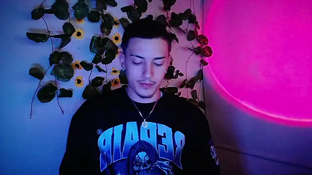 Aaron-Saemz- online show from 10, 9, 2025