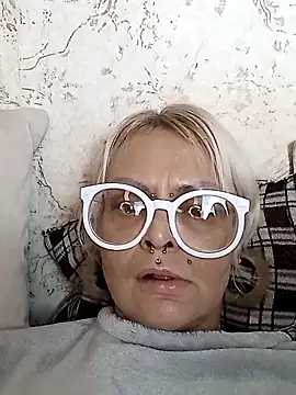 Gardener of Illusions online show from 4, 11, 2025