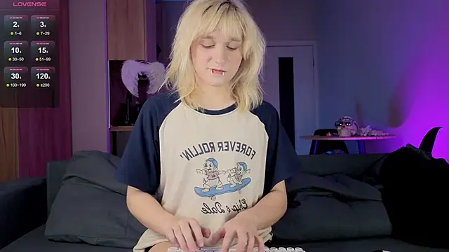 Snapshot of Gregory_Byyrd chatting on 19, 11, 2025 Gregory Byyrd online show from 19, 11, 2025