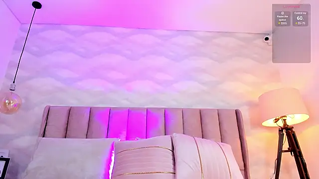 im nika  online show from 4, 3, 2025