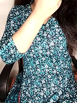 Snapshot of Tapur- chatting on 7, 11, 2025 Tapur- online show from 7, 11, 2025