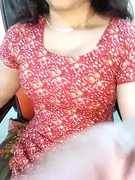 Snapshot of Tapur- chatting on 4, 12, 2025 Tapur- online show from 4, 12, 2025