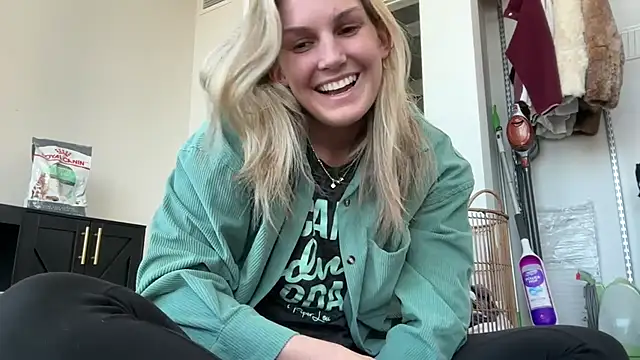 Graciemae baexx online show from 13, 3, 2025