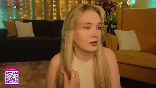 Snapshot of OraBIood chatting on 27, 9, 2025 OraBIood online show from 27, 9, 2025