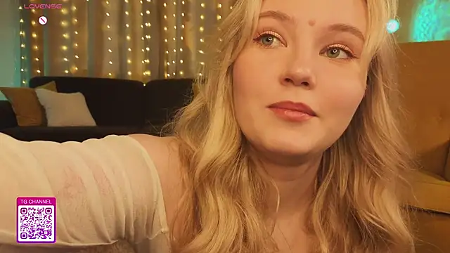 Snapshot of OraBIood chatting on 15, 10, 2025 OraBIood online show from 15, 10, 2025