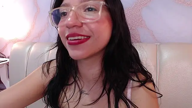 Snapshot of Gag_princeess chatting on 7, 2, 2025 Gag princeess online show from 7, 2, 2025
