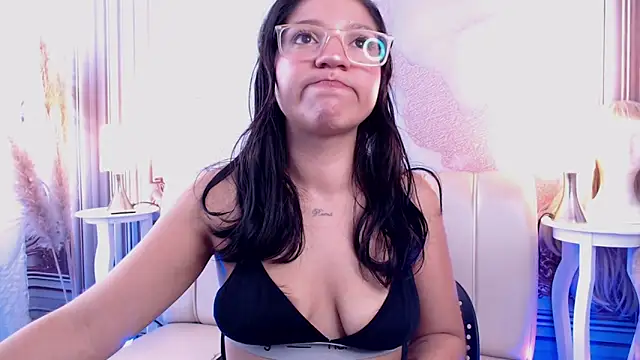 Snapshot of Gag_princeess chatting on 20, 3, 2025 Gag princeess online show from 20, 3, 2025