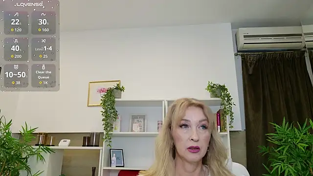 LadyLeea online show from 18, 6, 2026