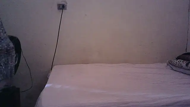 Snapshot of pornstarbrezillian chatting on 18, 9, 2025 pornstarbrezillian online show from 18, 9, 2025