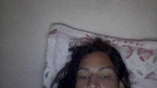 Snapshot of pornstarbrezillian chatting on 30, 9, 2025 pornstarbrezillian online show from 30, 9, 2025