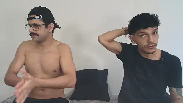 Snapshot of Benjamin_show chatting on 10, 2, 2026 Benjamin show online show from 10, 2, 2026