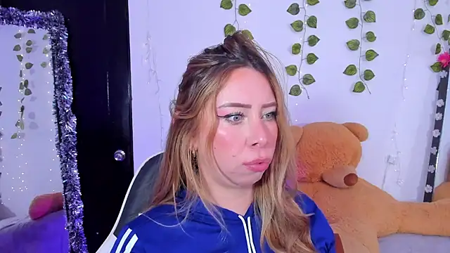 JanneKim online show from 11, 3, 2026