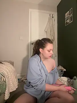 Snapshot of Krystal_Tx chatting on 5, 3, 2025 Krystal Tx online show from 5, 3, 2025