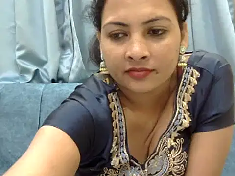 tripti2 online show from 8, 3, 2025