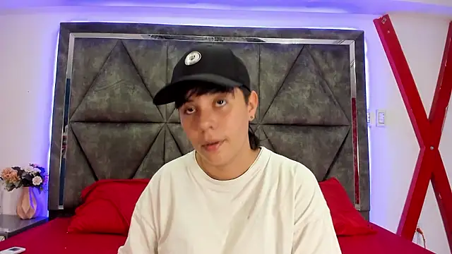 Snapshot of AbbySmiitth_ chatting on 17, 2, 2026 AbbySmiitth online show from 17, 2, 2026