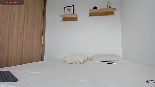 Snapshot of serge_7 chatting on 8, 2, 2026 serge 7 online show from 8, 2, 2026