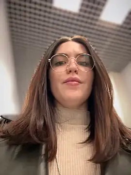 meow girl online show from 18, 10, 2025