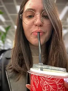 meow girl online show from 23, 10, 2025