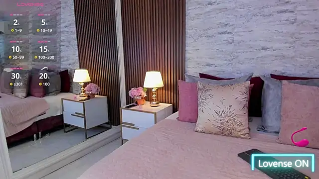 MadisonHunter2024 online show from 10, 11, 2025