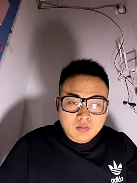 lixiaoshuai8 online show from 4, 11, 2025