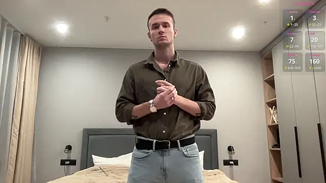 Snapshot of cute_mark chatting on 11, 11, 2025 cute mark online show from 11, 11, 2025