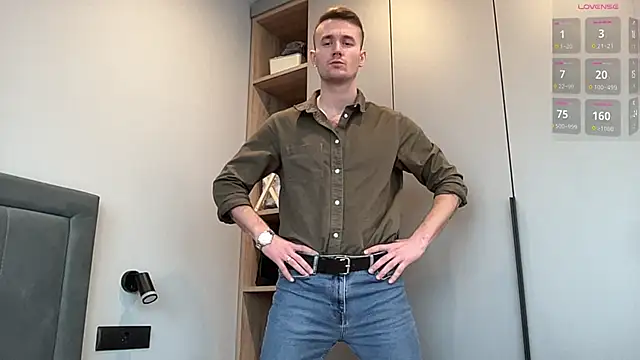 Snapshot of cute_mark chatting on 23, 11, 2025 cute mark online show from 23, 11, 2025