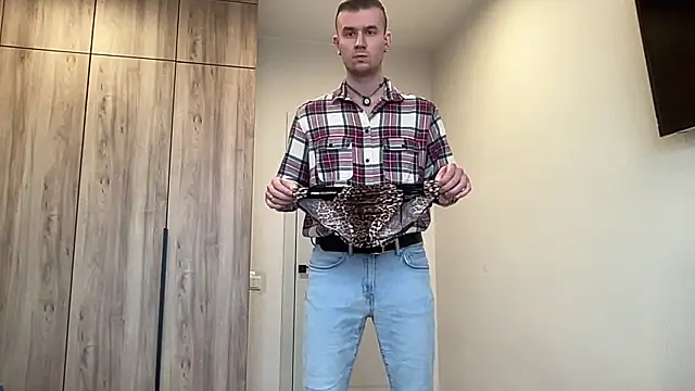 Snapshot of cute_mark chatting on 27, 2, 2026 cute mark online show from 27, 2, 2026