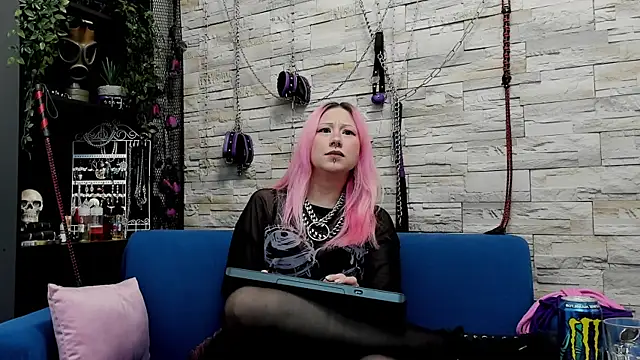 Snapshot of CruelMistress chatting on 10, 2, 2025 CruelMistress online show from 10, 2, 2025