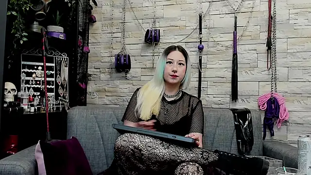 CruelMistress online show from 29, 3, 2026