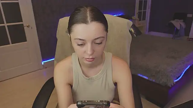 Snapshot of DinaCandy chatting on 27, 1, 2025 DinaCandy online show from 27, 1, 2025