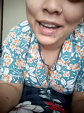 Snapshot of rituu07 chatting on 28, 10, 2025 rituu07 online show from 28, 10, 2025