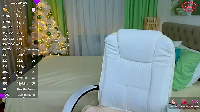Snapshot of _Kiksy chatting on 8, 1, 2025 Kiksy online show from 8, 1, 2025