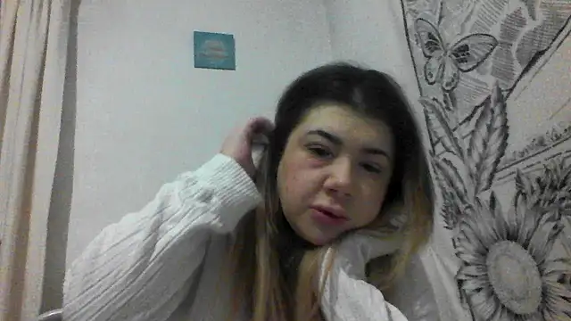 Snapshot of CamilaCherryX chatting on 13, 1, 2025 CamilaCherryX online show from 13, 1, 2025