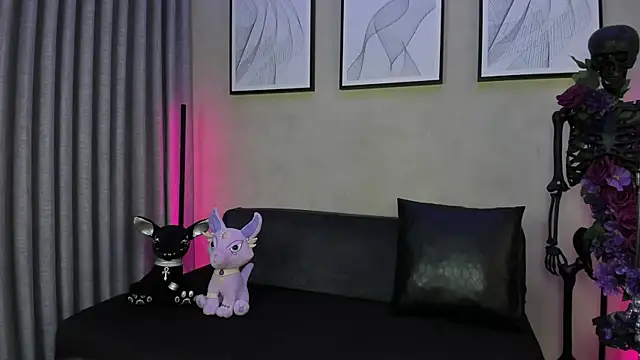 Snapshot of Morgan_Hilll_ chatting on 19, 10, 2025 Morgan Hilll online show from 19, 10, 2025