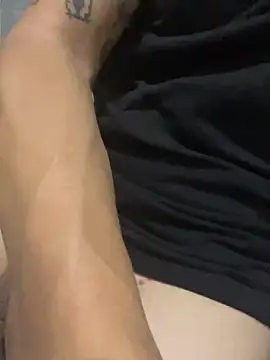 Snapshot of tripexnte chatting on 4, 3, 2025 tripexnte online show from 4, 3, 2025