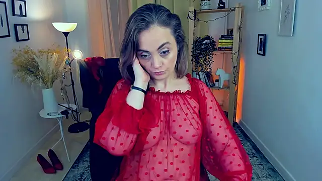 Snapshot of AdelaideRosabel chatting on 6, 1, 2025 AdelaideRosabel online show from 6, 1, 2025